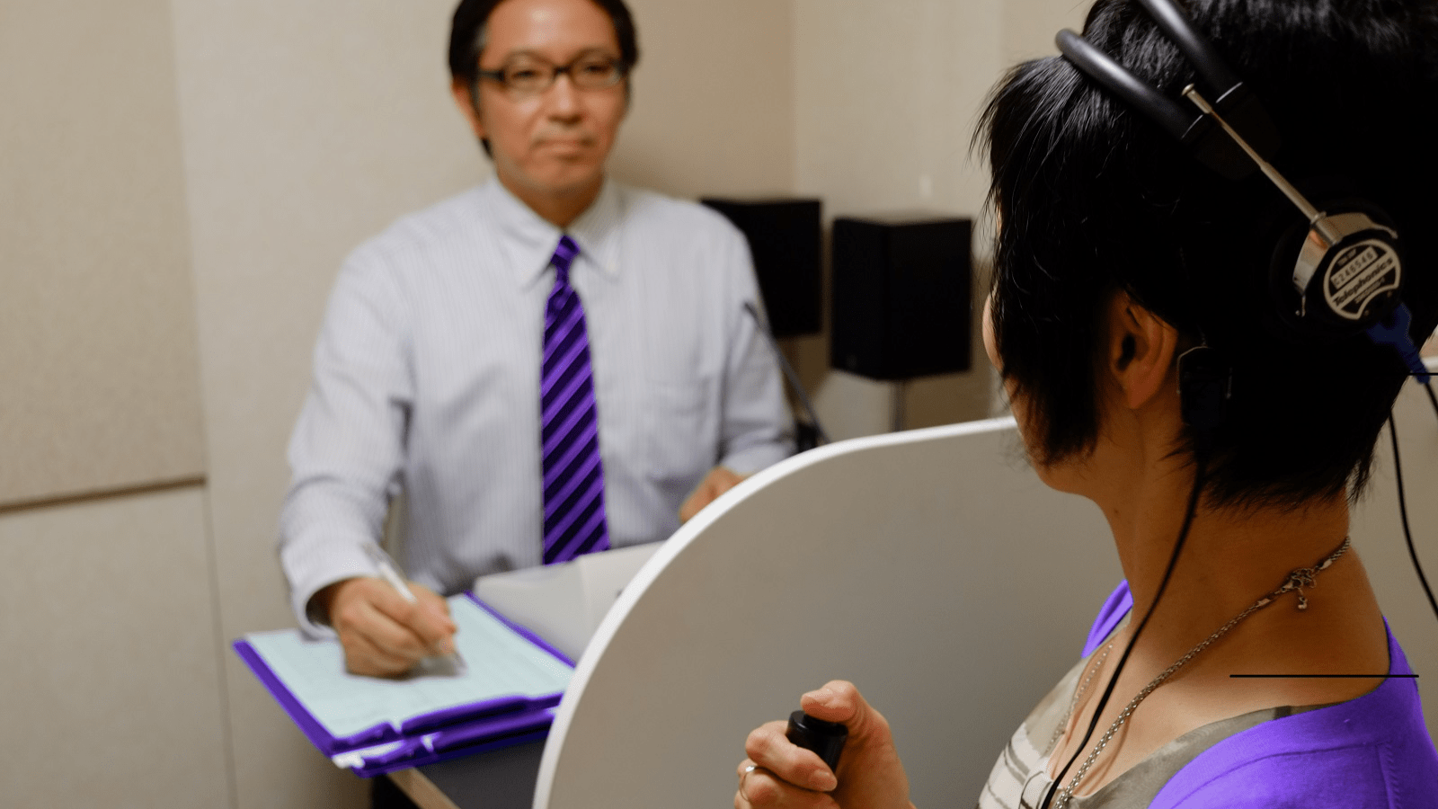 聴力測定の様子