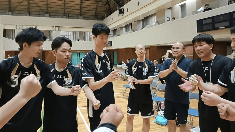 男子デフハンドボールチームの写真