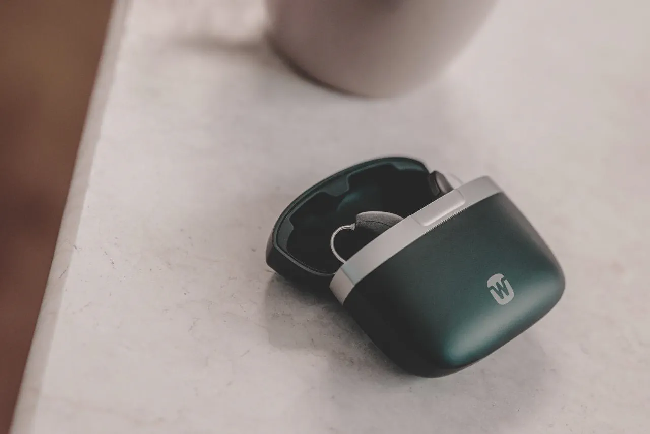 WIDEX ALLURE AI Hearing Aid RIC Portable Charger 