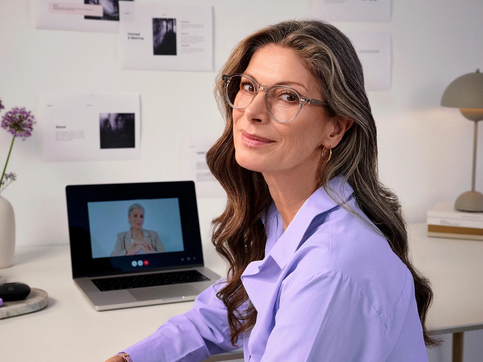 virtual-meetings-woman-hearing-aids-4x3