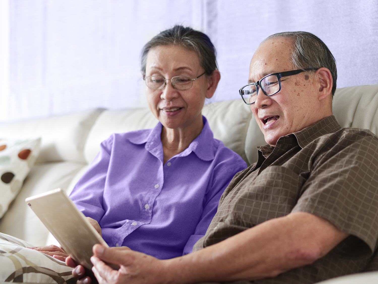 Deepen your connection as a couple, savoring intimate conversations and whispered words of love with the help of hearing aids