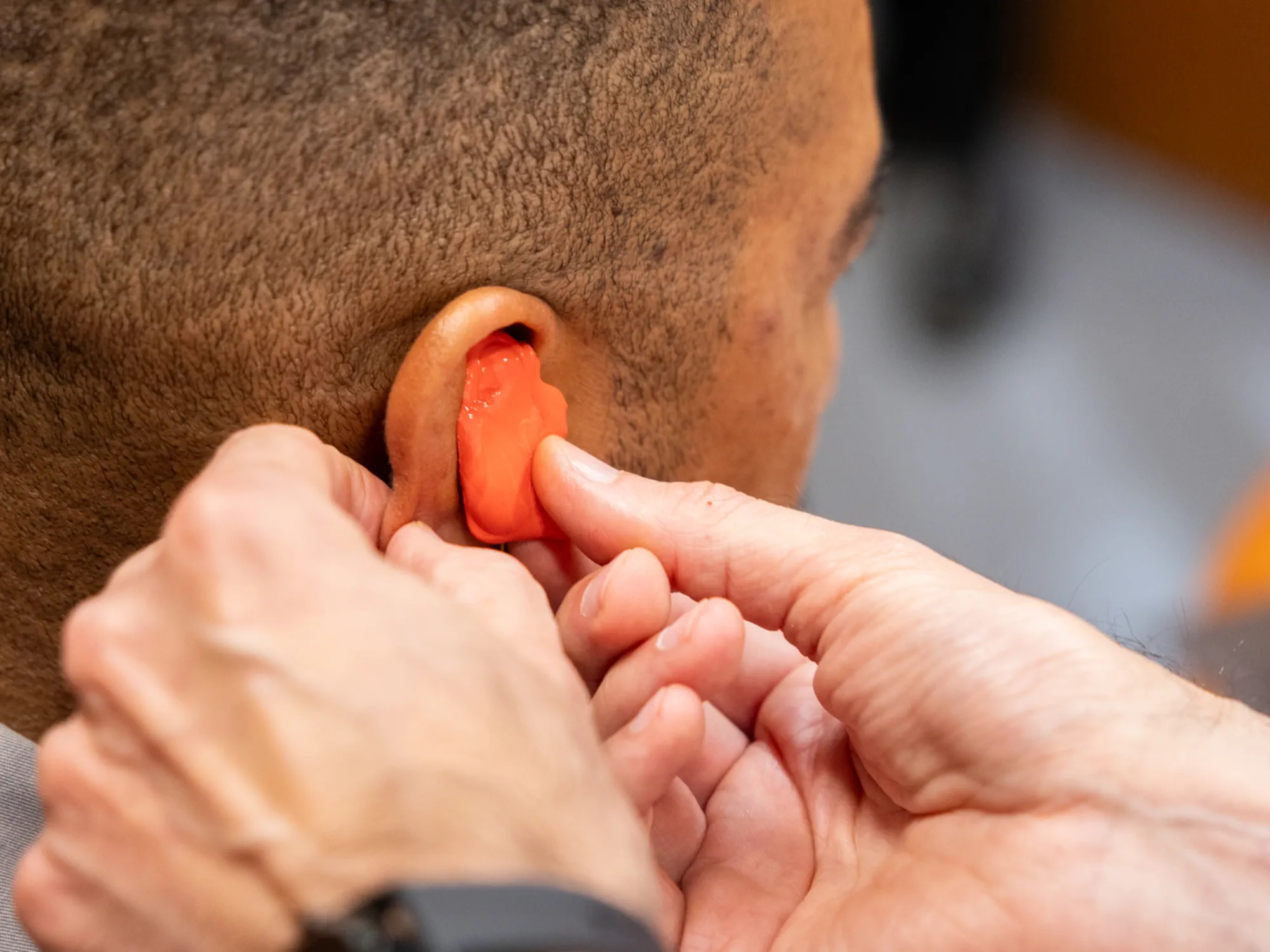 processo de tirar impressão para auriculares in-ears