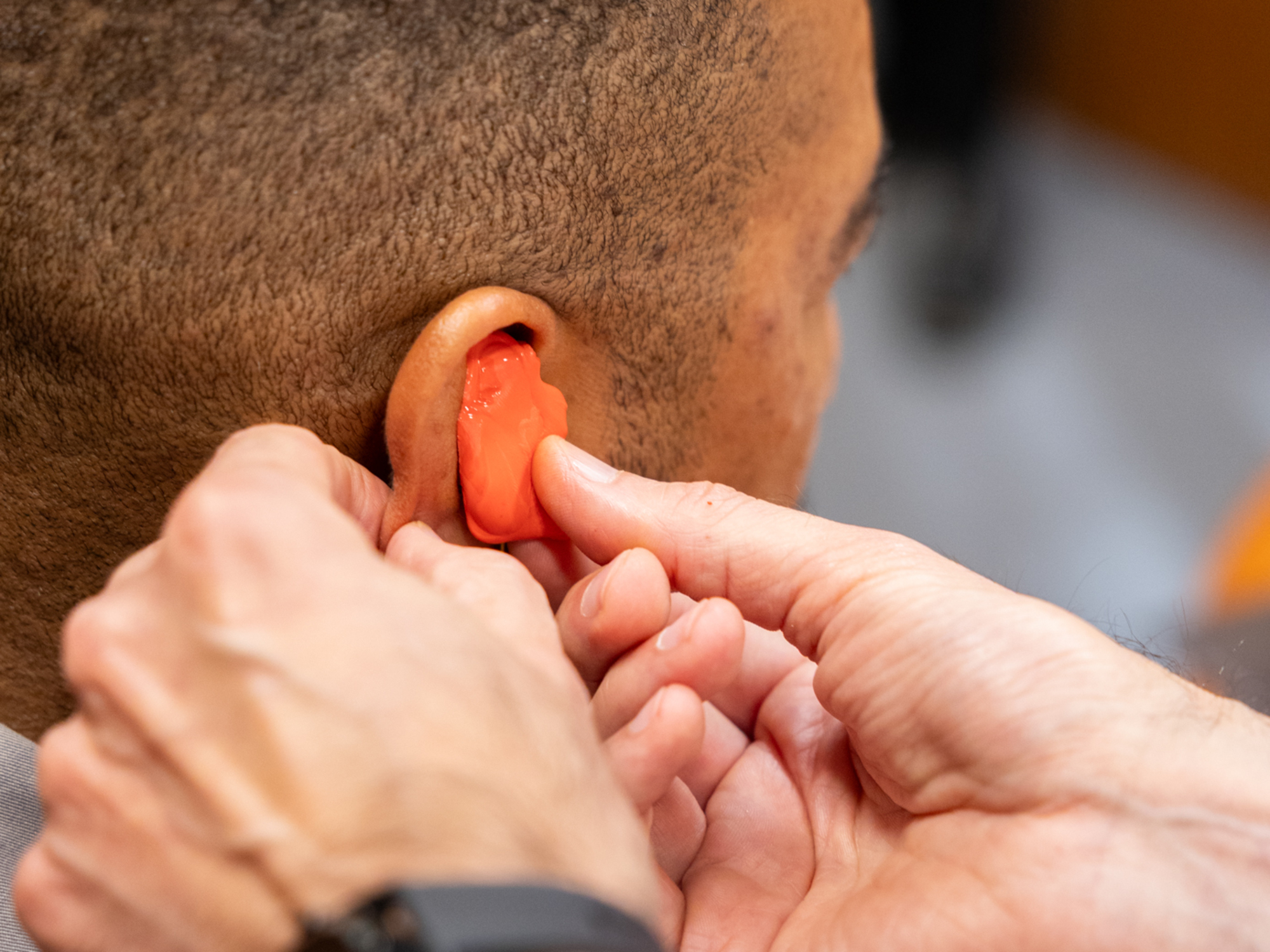 processo de tirar impressão para auriculares in-ears