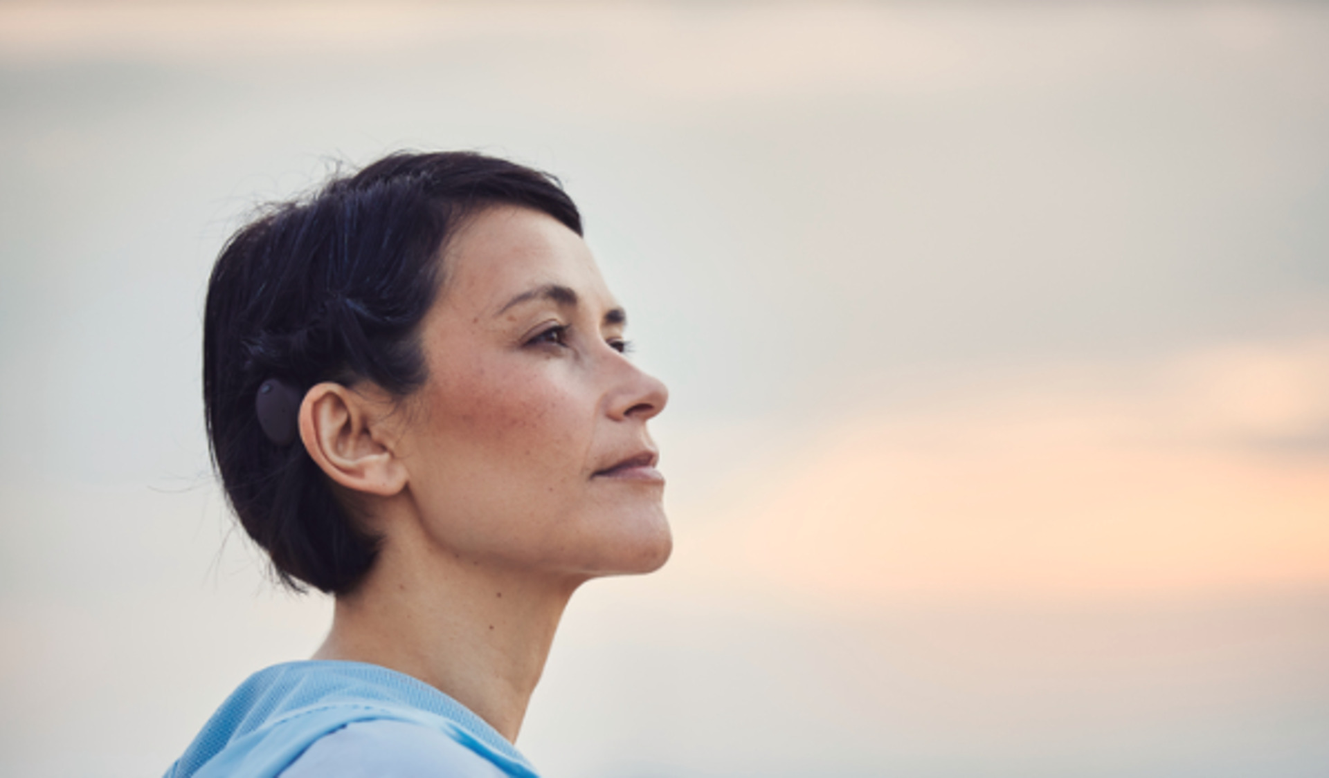 woman osia hearing aids